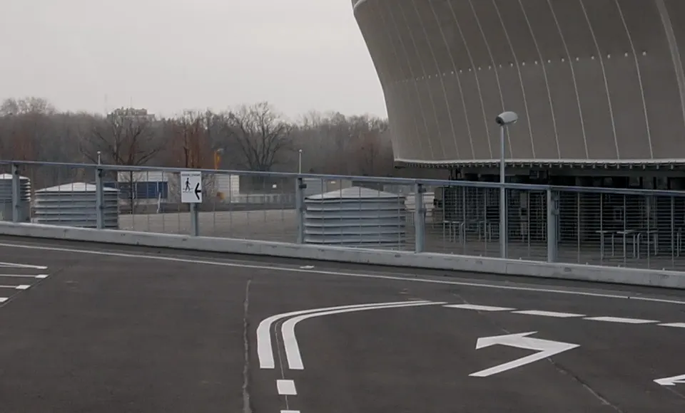 Oznakowanie przy Stadionie Wrocławskim